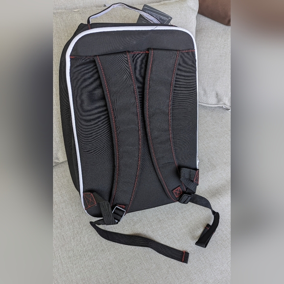 NWT Marvel/Disney Carry-On Backpack - Picture 4 of 9